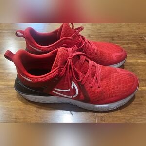 Nike Red Sports Shoes